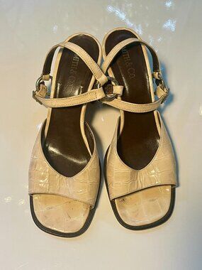 Vintage Smith & Co. Cream Croc-Print Block Heel Sandals | Square Toe | US 6.5